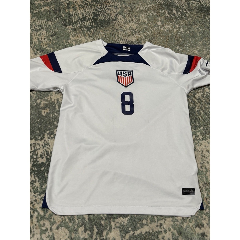 Authentic Nike USMNT #8 Weston McKennie 2022-2023 Football Soccer Jersey Kit Med